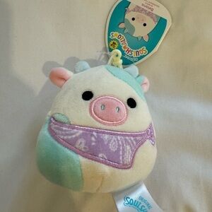 Belana Cow Clip Squishmallow